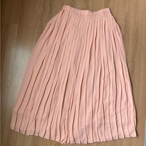 Uniqlo Pleated Light Pink Midi Skirt Size S